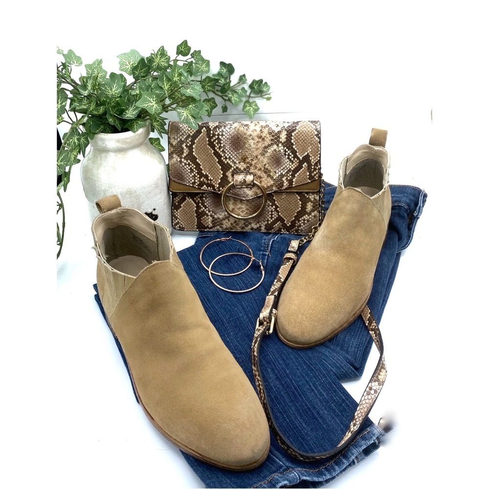 EUC Coconuts By Matisse El Torone Tan Leather Slip On Ankle Booties Size 8